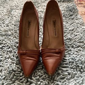 Natural brown Manolo Blahnik high heels